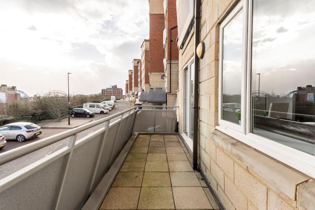 Appartamento Stunning Flat By Quayside With Balcony!! Newcastle Upon Tyne Esterno foto
